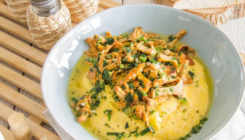 Polenta con setas