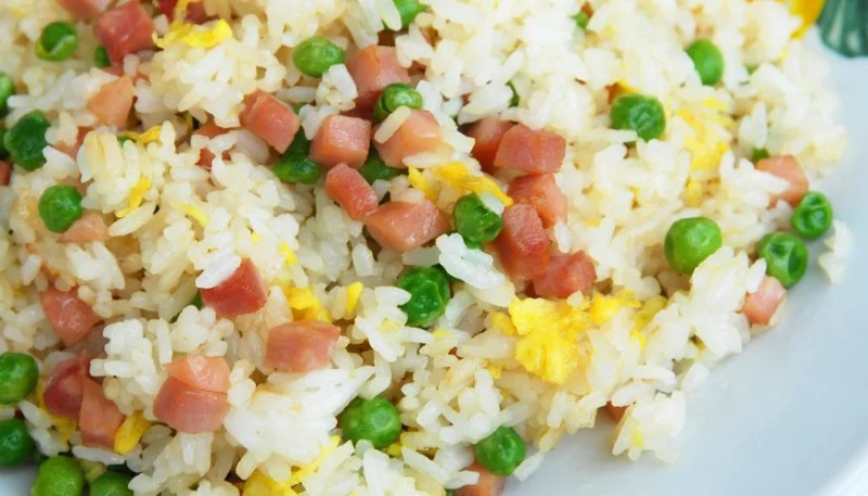 Arroz frito cantonés