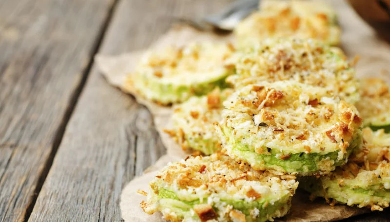 Chips de calabacín con Parmesano