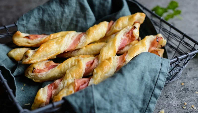 Palitos de bacon y queso