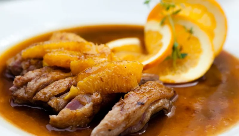 Pato a la naranja