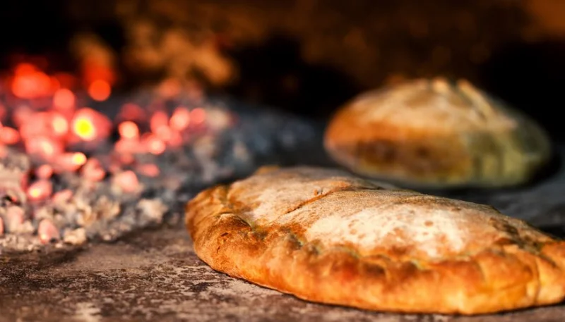 Pizza calzone