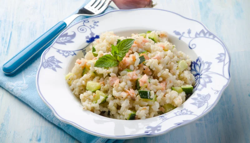 Risotto de calabacín con salmón ahumado