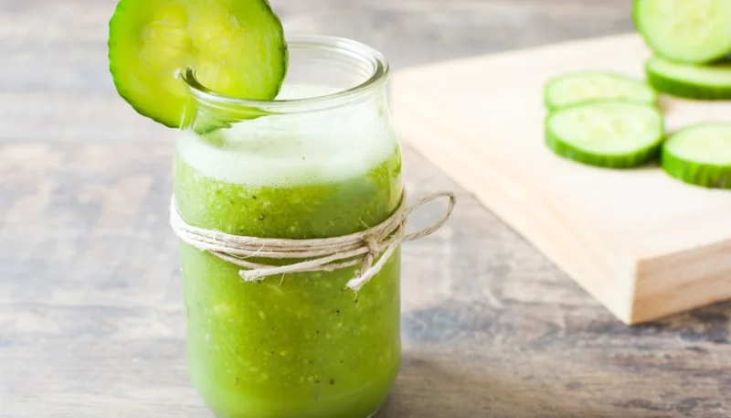 Batido verde con queso crema