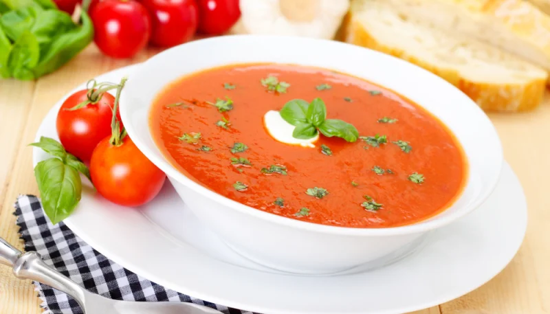 Crema de tomate y queso