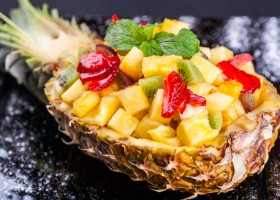 Ensalada de fruta y miel