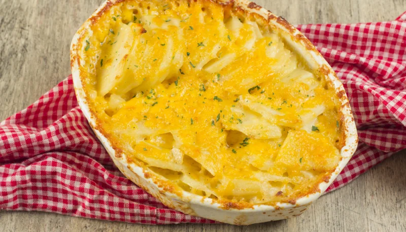 Gratinado de patatas con queso