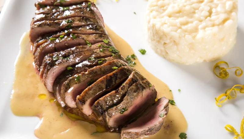 Magret de pato con vino espumoso