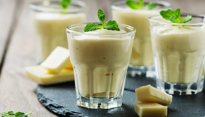 Mousse de chocolate blanco