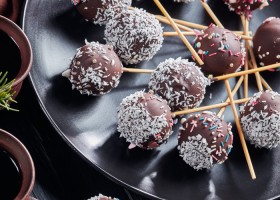 Piruletas de chocolate