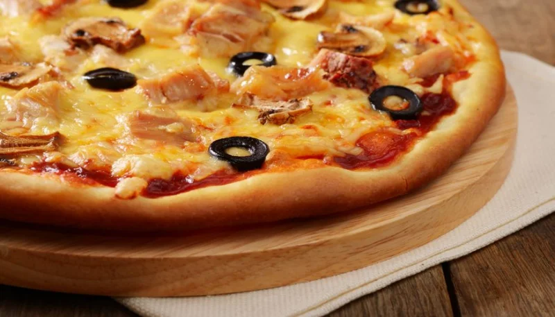 Pizza casera de pollo