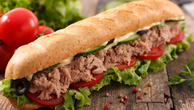 Bocadillo de atún