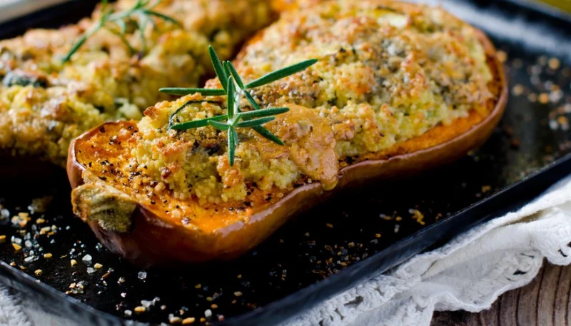 Calabaza rellena de cuscús