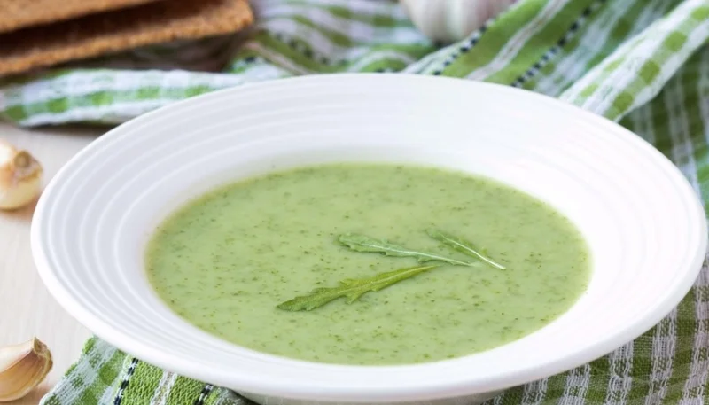Crema de guisantes con patatas