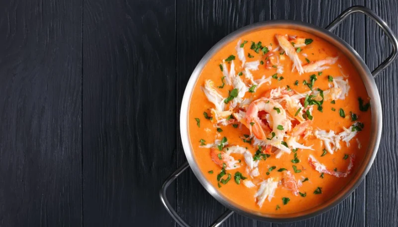 Sopa de espárragos y cangrejo