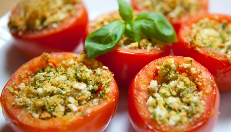 Tomates rellenos de quinoa