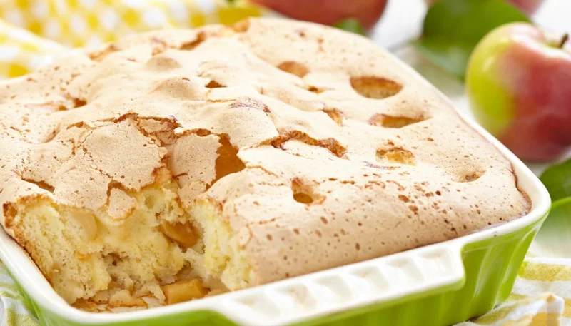 Bizcocho de manzanas en microondas