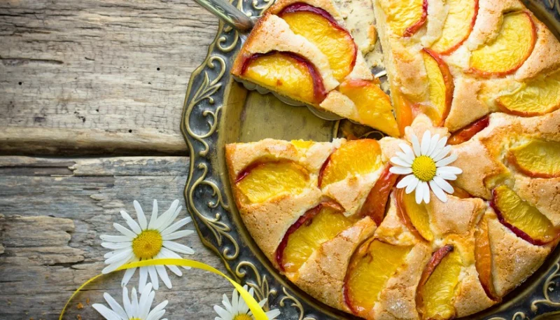 Bizcocho de yogur y melocotón