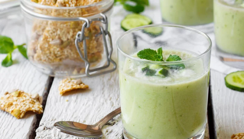 Gazpacho de pepino y aguacate