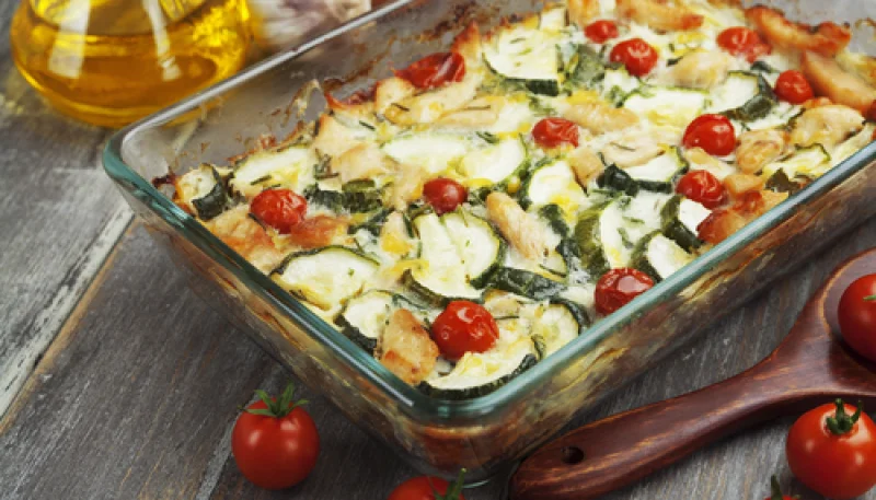 Gratinado de calabacines y pollo