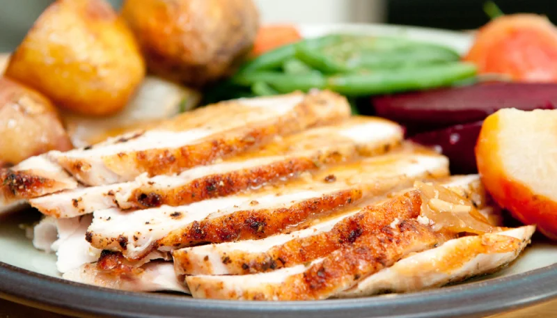 Pavo con salsa de queso