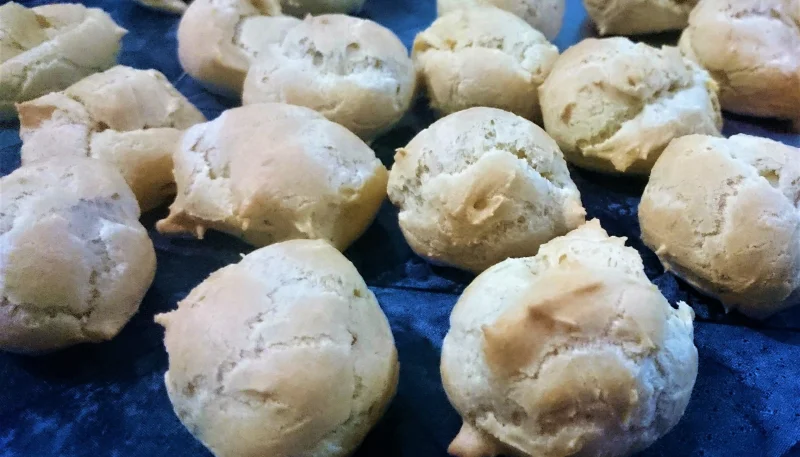 Profiteroles de Pasta Choux