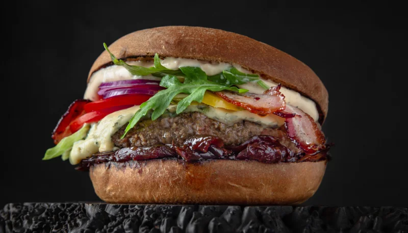 Hamburguesa dulce con queso azul