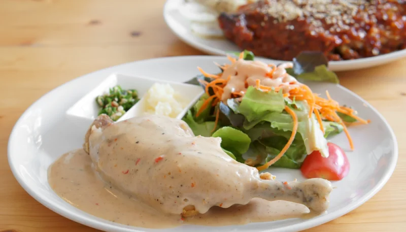 Pollo en salsa de yogur