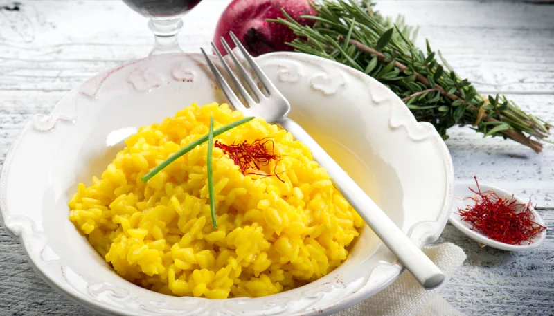 Risotto con azafrán
