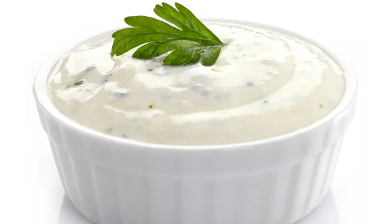 Salsa alioli con perejil