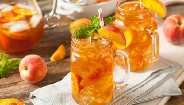 Té frío de melocotón