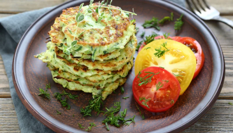 Tortitas de coliflor con queso fresco