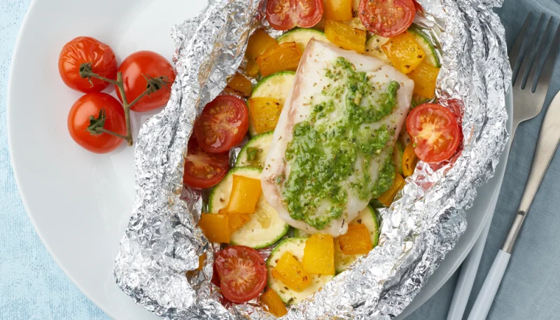 Bacalao con pesto y piña