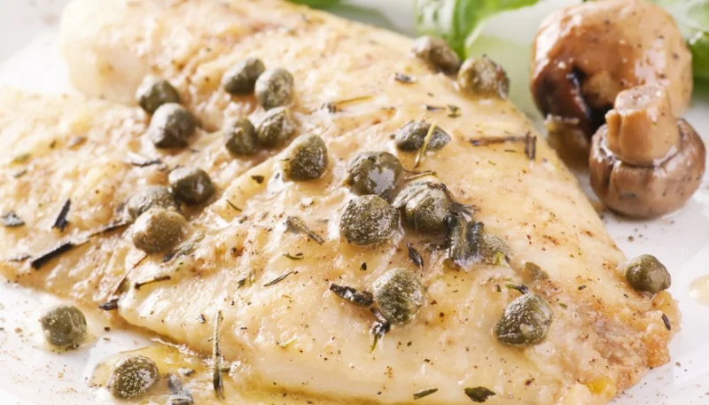 Bacalao con salsa de mostaza y alcaparras