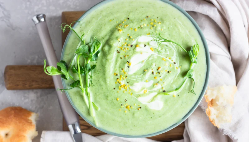 Crema fría de aguacate y pepino