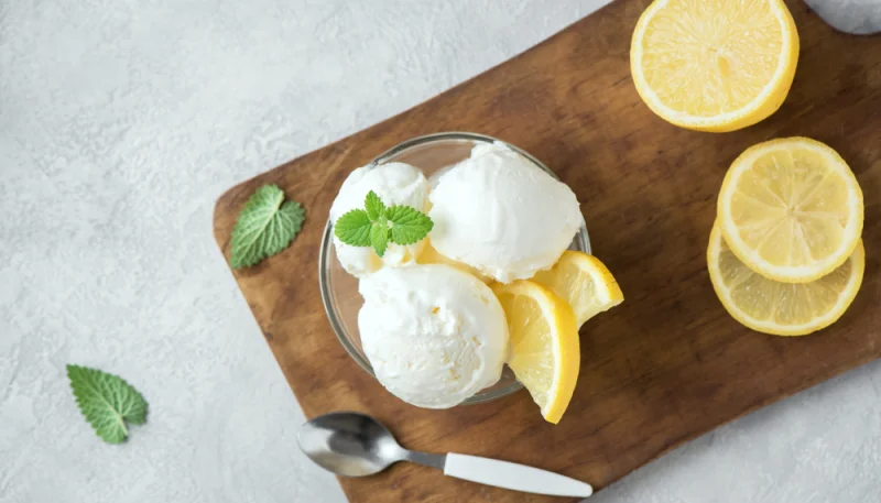 Helado de limón casero