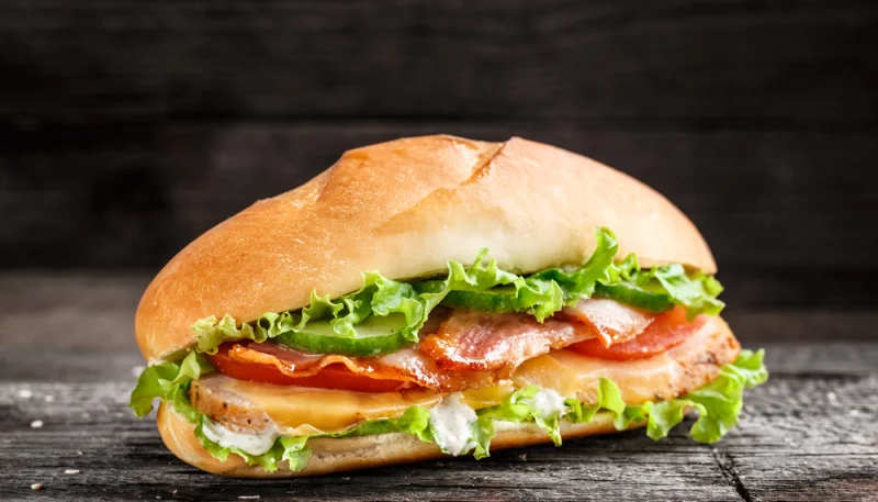 Pulguita de pollo asado y bacon