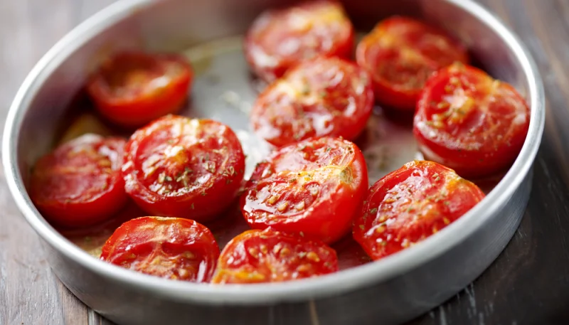 Tomates gratinados al horno