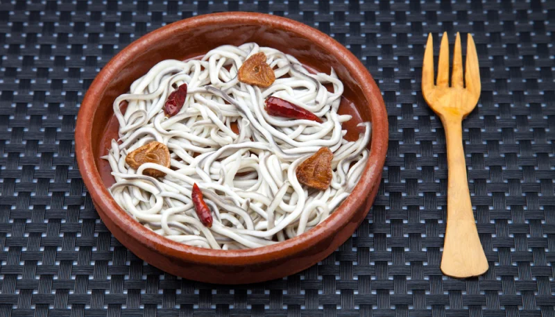 Angulas a la bilbaína