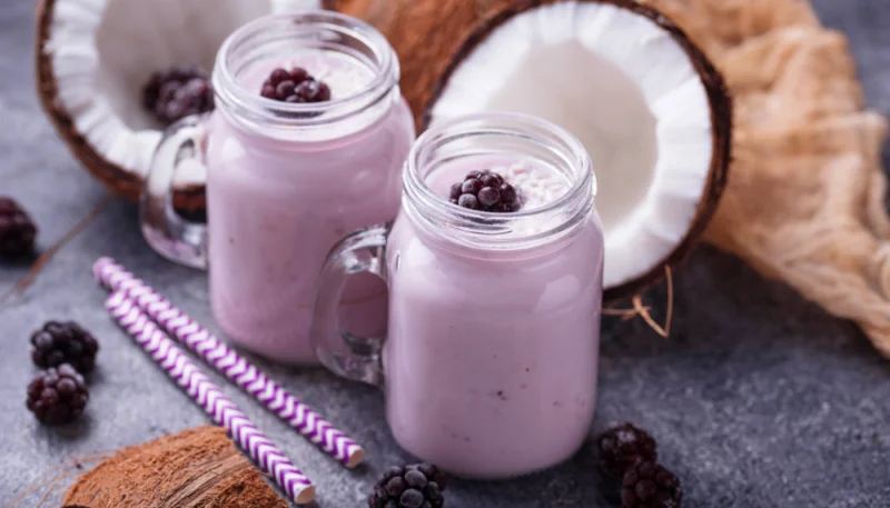 Batido de coco y arándanos