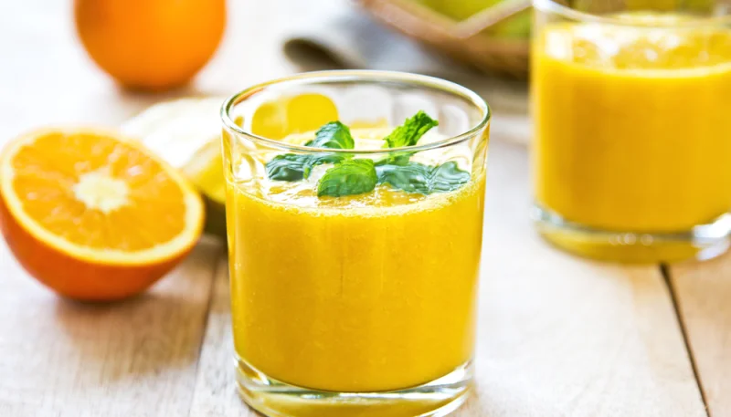 Batido de mango y naranja