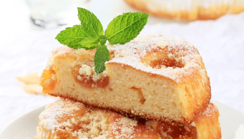 Bizcocho sin gluten de albaricoques y limón