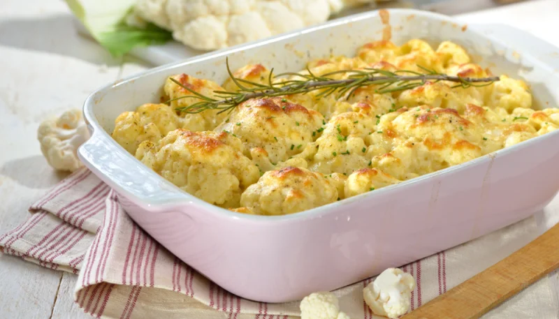 Coliflor gratinada con atún