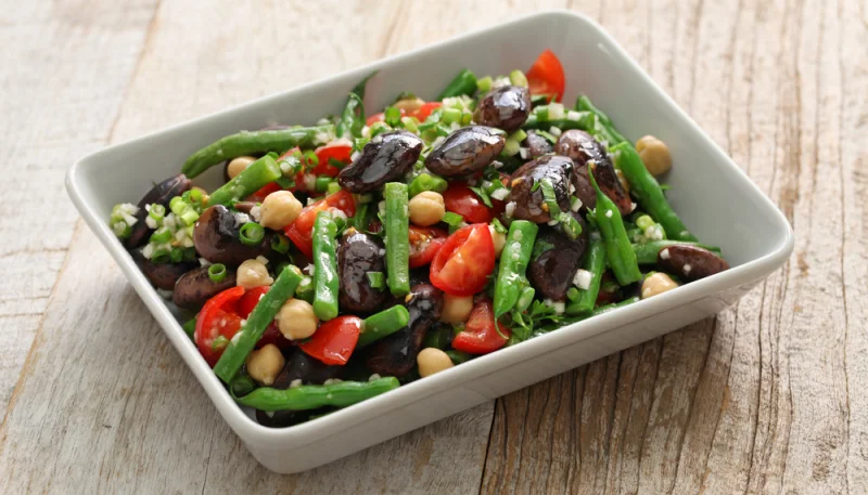 Ensalada de garbanzos y judías verdes