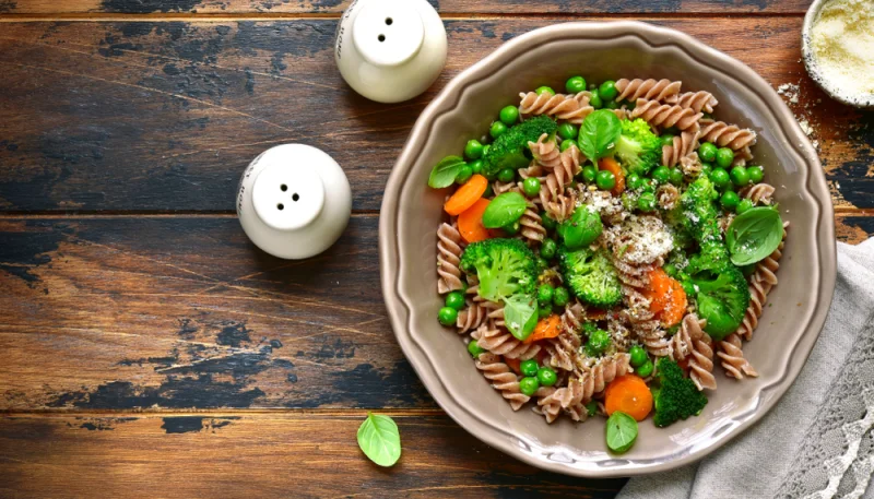 Ensalada de pasta integral