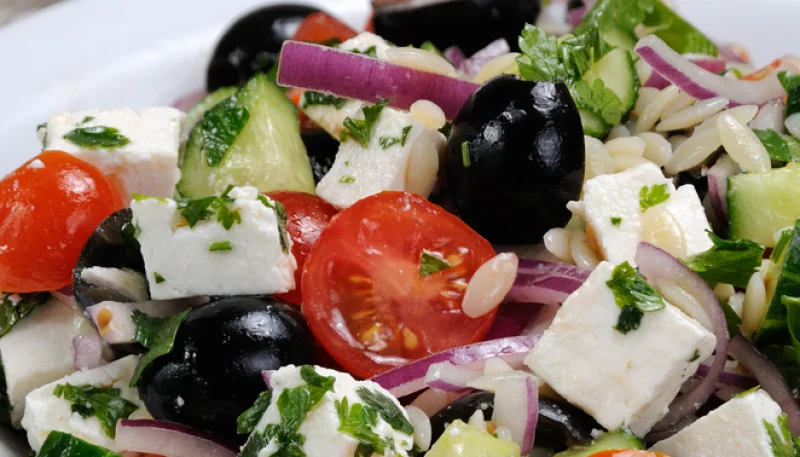 Ensalada veraniega de orzo