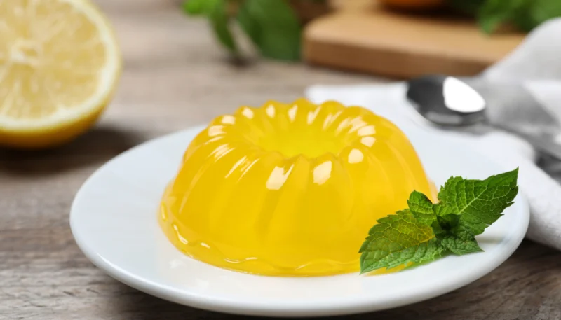 Gelatina de limón y leche