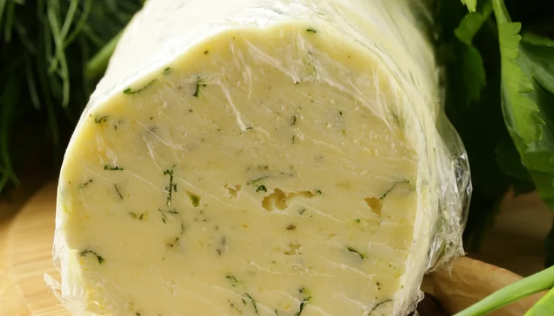 Mantequilla casera de ajo y perejil