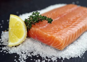 Salmón a la sal