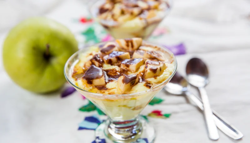 Tiramisú de manzana
